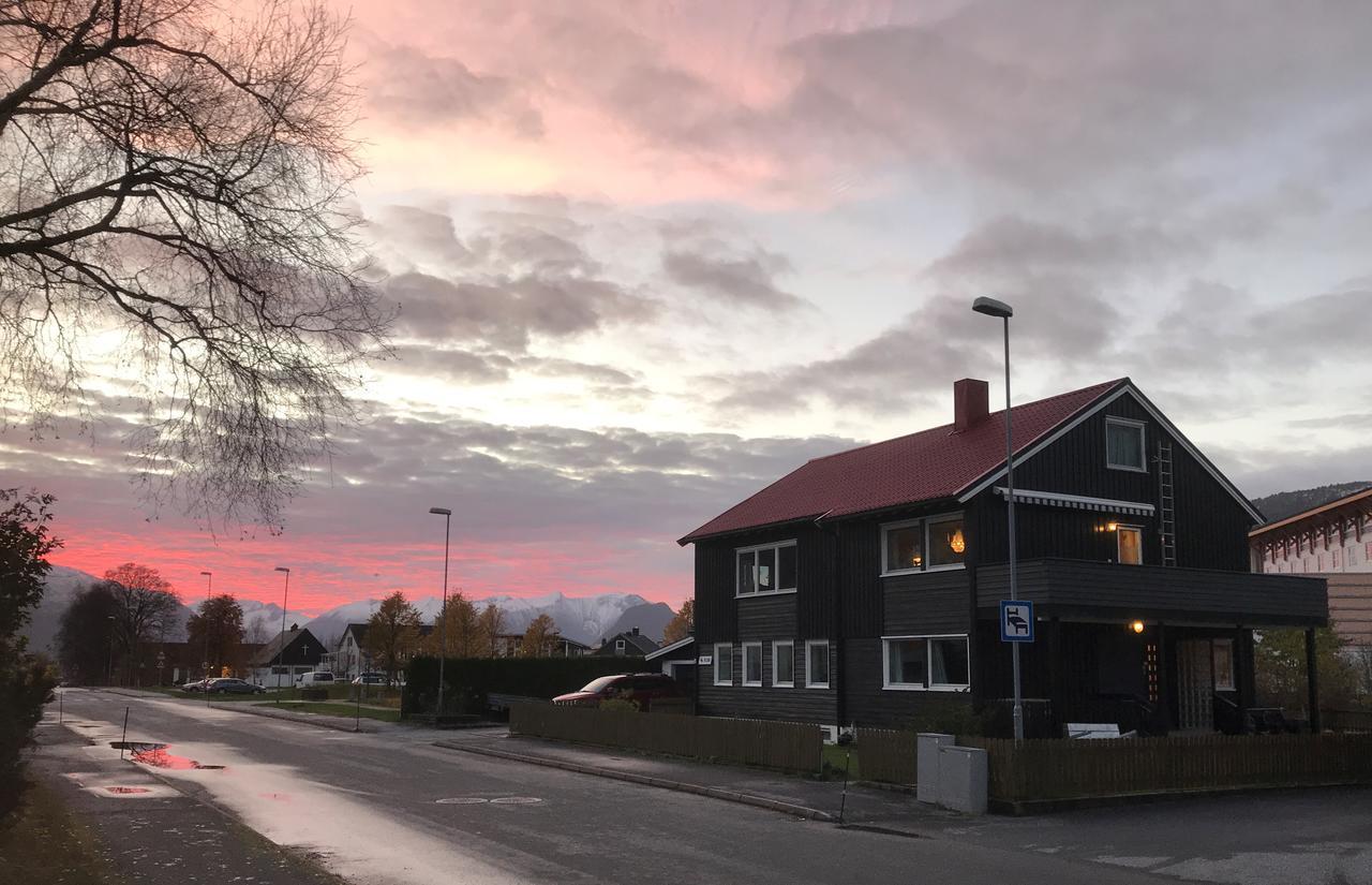 Villa Åndalsnes Eksteriør billede